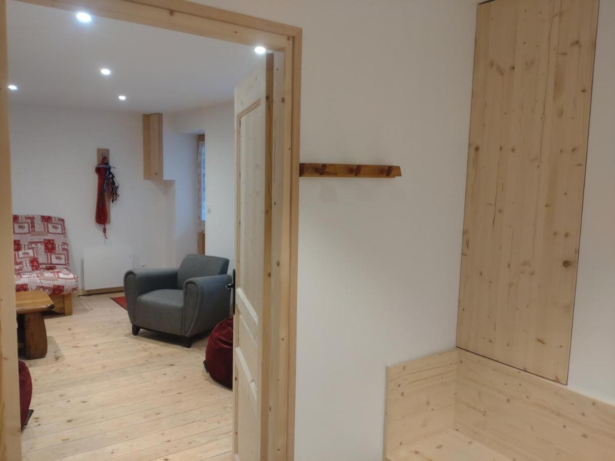 La Maizon Du Bois - Le Haut Appartement De 130 M2 - Le Bas Appartement De 70 M2 La Plagne Exterior photo